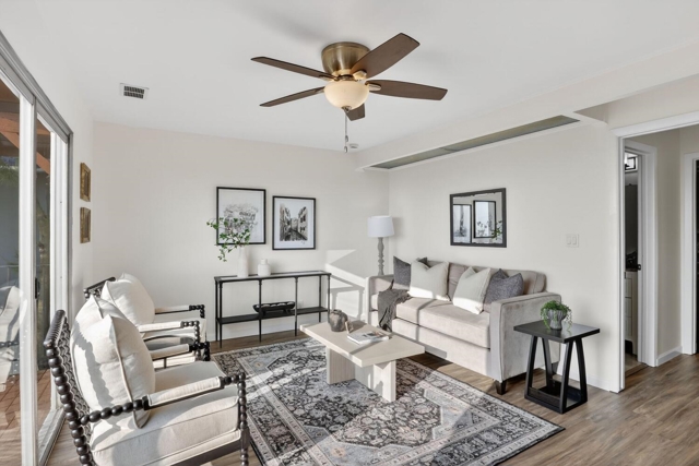 16605 Rolando Ave, Castro Valley CA: https://media.crmls.org/mediaz/0731df82-2687-44a7-98f0-e095a607e417.jpg