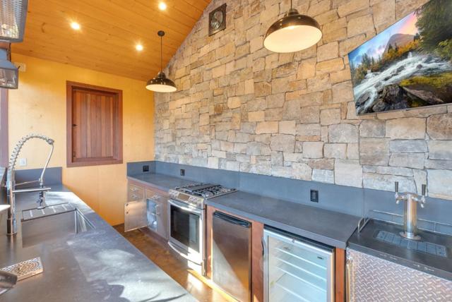 85 W 5th Street, Morgan Hill CA: https://media.crmls.org/mediaz/073243ce-0771-4fb0-89cf-8fd8f53337e8.jpg