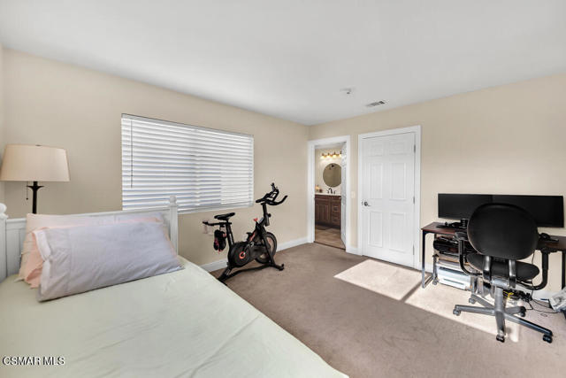 444 Temescal Street, Piru CA: https://media.crmls.org/mediaz/0732d59e-bf62-4c0c-9e8e-210e4ebad596.jpg