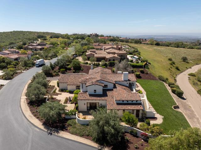 Detail Gallery Image 30 of 31 For 8136 Entrada De Luz, San Diego,  CA 92127 - 5 Beds | 5/2 Baths