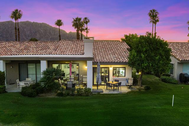 54808 Inverness Way, La Quinta CA: https://media.crmls.org/mediaz/07336aea-56e6-464a-9f45-3b6292aaf8d7.jpg