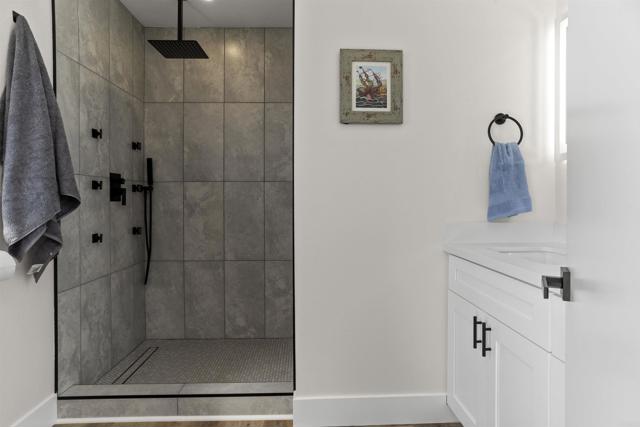 Detail Gallery Image 40 of 72 For 2841 Lloyd Street, San Diego,  CA 92117 - 5 Beds | 3/1 Baths