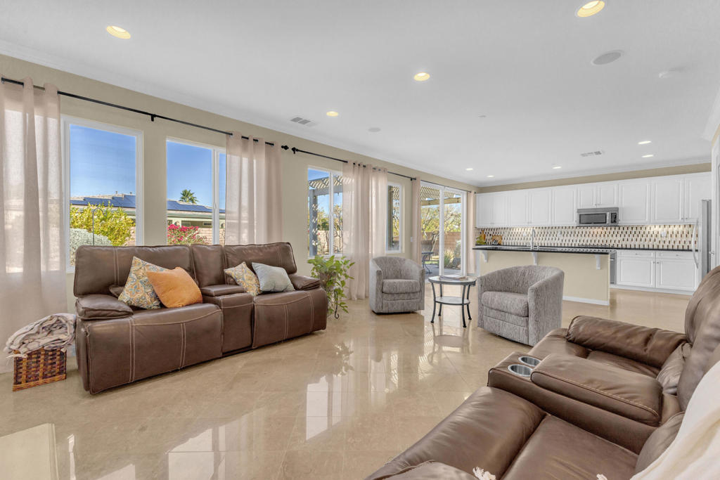 MLS #219139937DA image #10