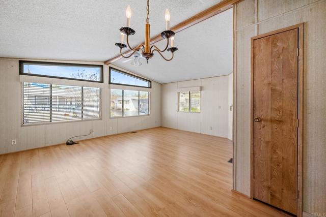 Detail Gallery Image 10 of 33 For 10770 Black Mountain Rd Spc 134,  San Diego,  CA 92126 - 2 Beds | 2 Baths