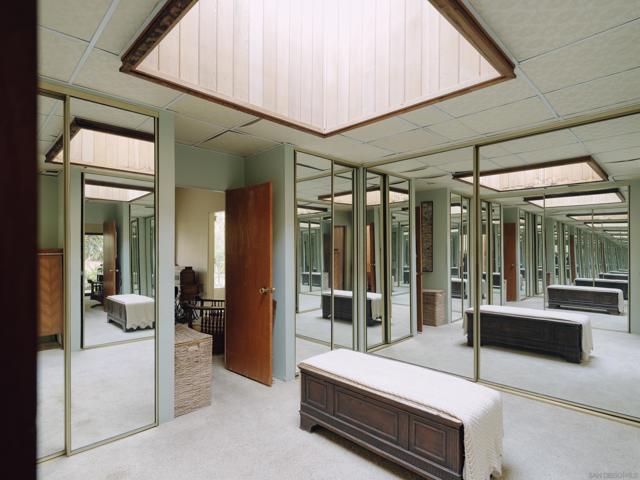 6009 Mimulus, Rancho Santa Fe CA: https://media.crmls.org/mediaz/0736270b-ff3d-4100-ad6b-e3584ff5a7f1.jpg