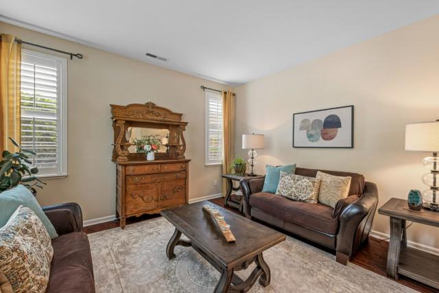 6600 Eagle Ridge Court, Gilroy CA: https://media.crmls.org/mediaz/073681a8-c193-41df-803c-10d4abe1b1ff.jpg