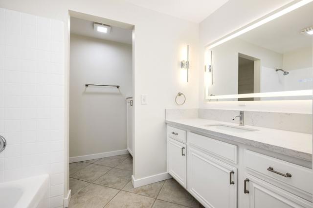 68340 Camino Jalan, Cathedral City CA: https://media.crmls.org/mediaz/073687d8-c3f7-4bf6-a515-54eb71b8d866.jpg