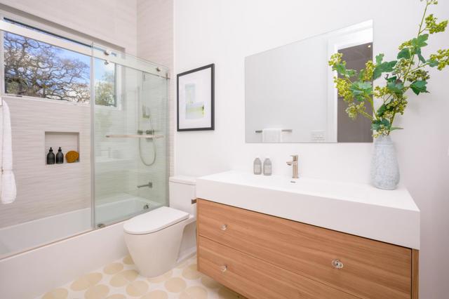 601 Joandra Court, Los Altos CA: https://media.crmls.org/mediaz/0736caea-781a-4f17-8769-78732aaf6a08.jpg