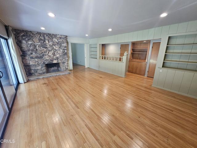 Detail Gallery Image 18 of 27 For 1404 Shady Glen Rd, Glendale,  CA 91208 - 4 Beds | 3 Baths