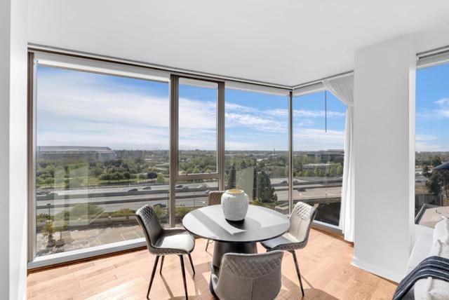 38 N Almaden Boulevard, San Jose CA: https://media.crmls.org/mediaz/0736dbf5-92d8-4386-8cc4-9f06dcc4ef9b.jpg