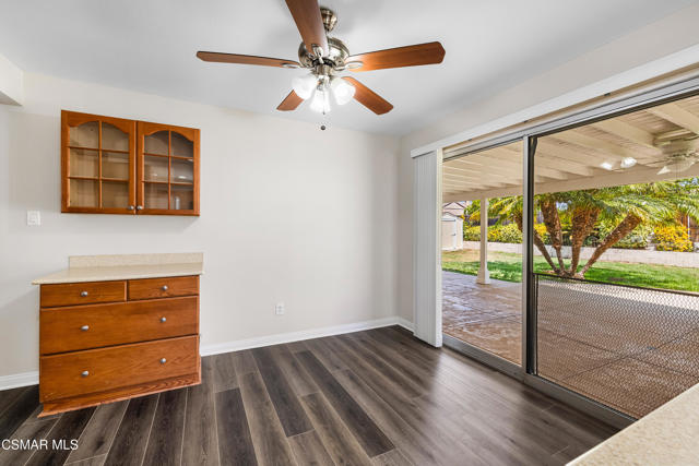 2707 Galindo Avenue, Simi Valley CA: https://media.crmls.org/mediaz/0737703b-e74c-4936-a430-41befb0dc2d5.jpg