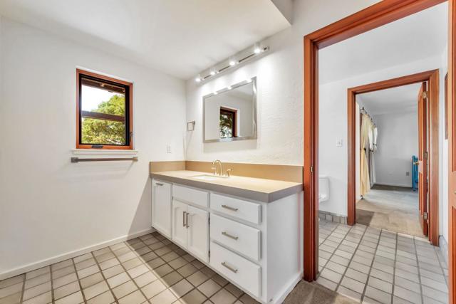 950 Oak Ridge Road, Los Gatos CA: https://media.crmls.org/mediaz/073789e1-118f-40a1-ba48-f24416c67ec9.jpg