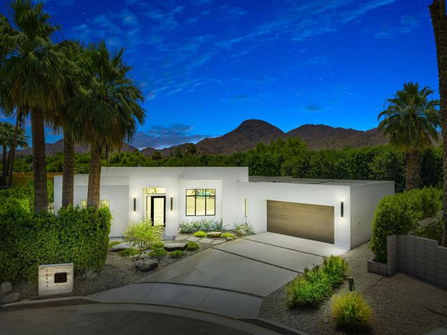 74846 Fox Hills Court, Palm Desert CA: https://media.crmls.org/mediaz/0737cbf8-e504-4afb-8320-1f82fc180050.jpg