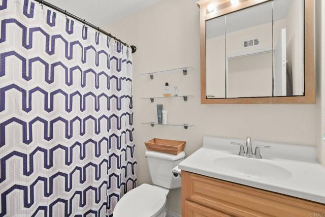 Detail Gallery Image 13 of 20 For 310 Worthington St, Spring Valley,  CA 91977 - 4 Beds | 2 Baths