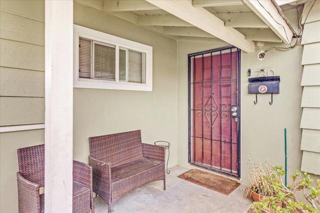 730 Los Coches Avenue, Salinas CA: https://media.crmls.org/mediaz/073adcf7-e134-4cf9-9ceb-0efb1913bed6.jpg