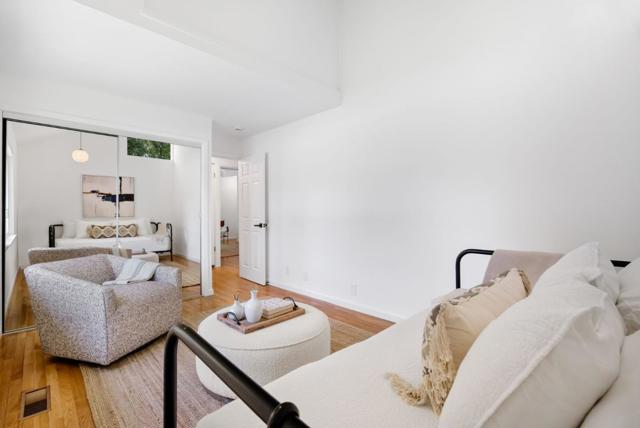 201 Yerba Buena Avenue, Los Altos CA: https://media.crmls.org/mediaz/073b4799-14ce-433a-9fd8-4b78a4b6a4d7.jpg