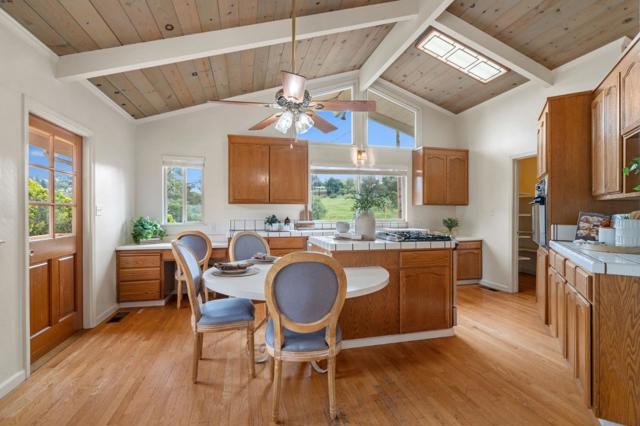 17121 Parkview Drive, Morgan Hill CA: https://media.crmls.org/mediaz/073c188c-4fd3-4668-9c72-b9a118a62239.jpg