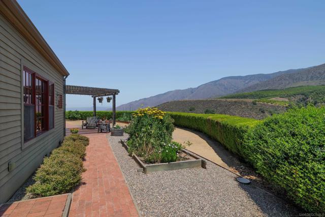 17743 S Mesa Drive, Pauma Valley CA: https://media.crmls.org/mediaz/073c8dbe-7db6-47bc-92e4-566a5a013994.jpg