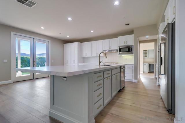 Image 9 of 68 For 16247 Deer Trail Court