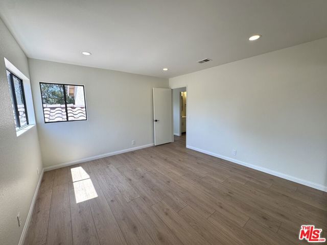 7756 Sailboat Circle, Huntington Beach CA: https://media.crmls.org/mediaz/073eed9e-530f-44c7-af8a-c5701111c8bd.jpg