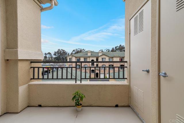 10832 Scripps Ranch Blvd., San Diego CA: https://media.crmls.org/mediaz/073f03bf-89b1-4004-ab07-12d9684a1e8f.jpg
