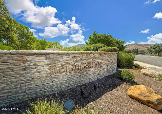5470 Seine Court, Westlake Village CA: https://media.crmls.org/mediaz/073f3405-0373-4330-93a3-bdd9ff08abce.jpg