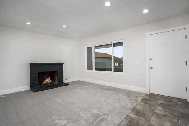 8973 CARLEY CIR, San Diego CA: https://media.crmls.org/mediaz/073f685b-f461-4db5-978e-62f889a24da4.jpg