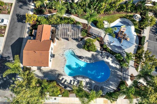 1132 Cherry Tree Lane, Vista CA: https://media.crmls.org/mediaz/073fcde5-fec0-43dc-91db-555d302bbed0.jpg