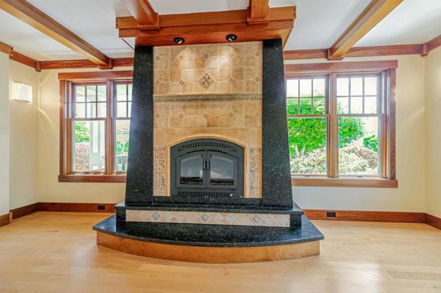 5005 Emerald Street, Capitola CA: https://media.crmls.org/mediaz/073fd86f-3979-4ddc-86a4-b738fa0c9328.jpg