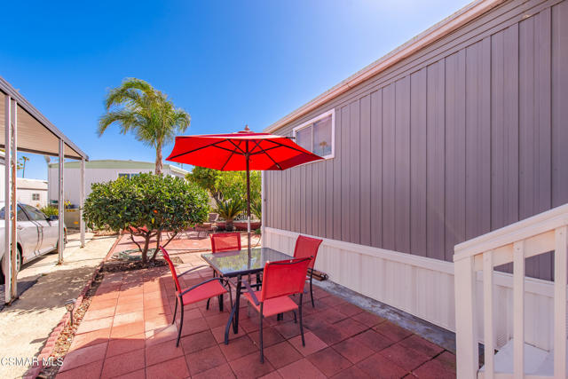 4388 Central Avenue, Camarillo CA: https://media.crmls.org/mediaz/074090a5-28d7-486d-a4ee-56a34e1ec398.jpg