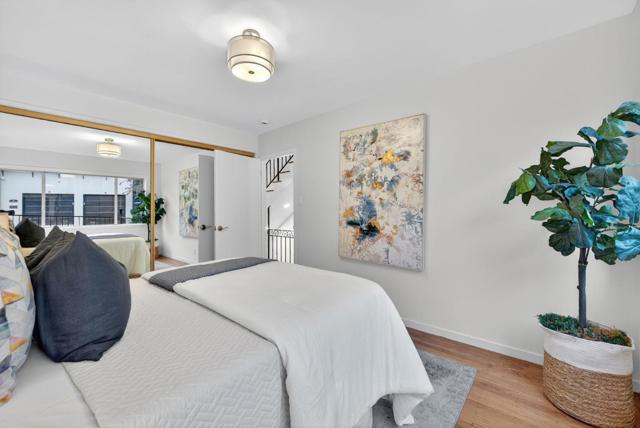 72 Cresta Vista Drive, San Francisco CA: https://media.crmls.org/mediaz/0740bec3-7973-44f4-b9e4-fe4fe2875b22.jpg
