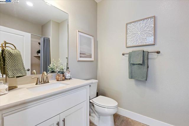 4023 Clare St, Dublin CA: https://media.crmls.org/mediaz/0740d14e-1b23-4c26-a0aa-b9efc2ba972f.jpg