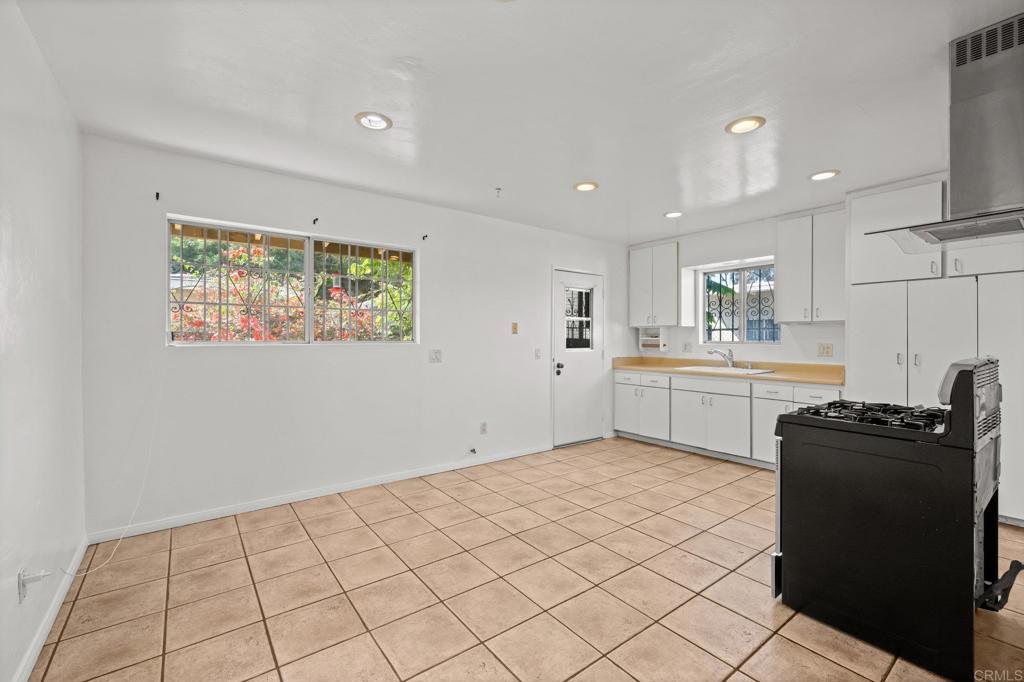 MLS #PTP2508108 image #32