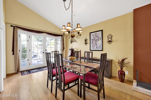 4022 Avenida Verano, Thousand Oaks CA: https://media.crmls.org/mediaz/074153e6-67b2-48e0-8e2c-393782813e11.jpg