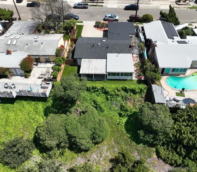 2534 Bartel St, San Diego CA: https://media.crmls.org/mediaz/074379a5-a0f6-4d5f-b714-81c34422f703.jpg