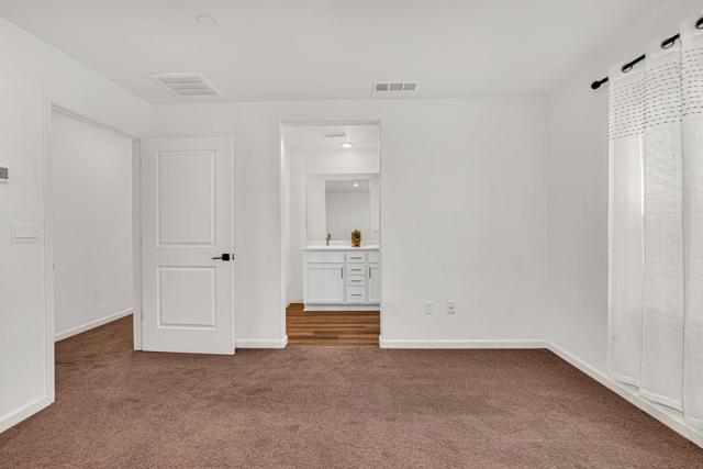 408 RICE Way, Los Banos CA: https://media.crmls.org/mediaz/074413da-1358-43ad-9f6d-f04c0a0a29d8.jpg