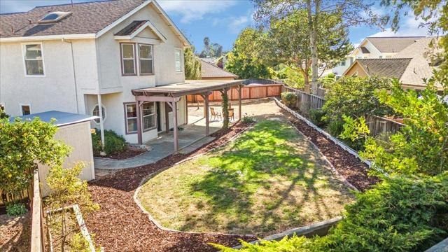 18 Suffield Circle, Salinas CA: https://media.crmls.org/mediaz/07445c6b-23be-4043-969f-823325537aa5.jpg