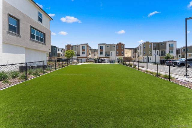 792 Vada St, Chula Vista CA: https://media.crmls.org/mediaz/07448f2e-1070-4273-a3eb-12e99030e235.jpg