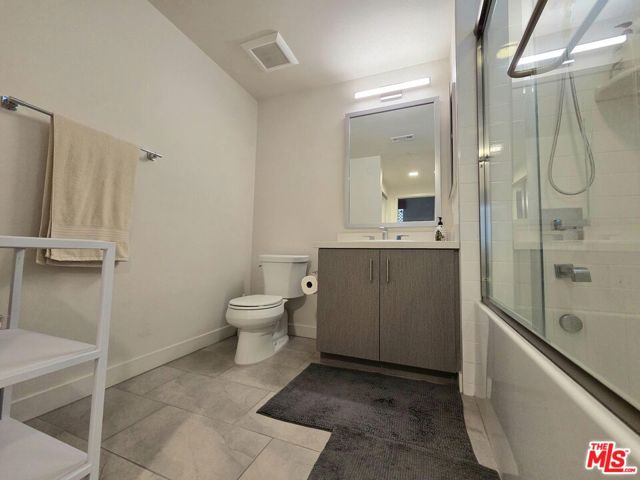 436 S Virgil Avenue, Los Angeles CA: https://media.crmls.org/mediaz/0744b3a1-ec0e-4f3e-a69b-edfe321b078d.jpg