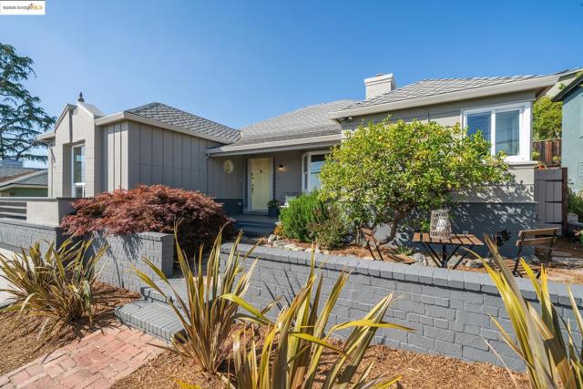 Image 7 of 58 For 2700 Alida St