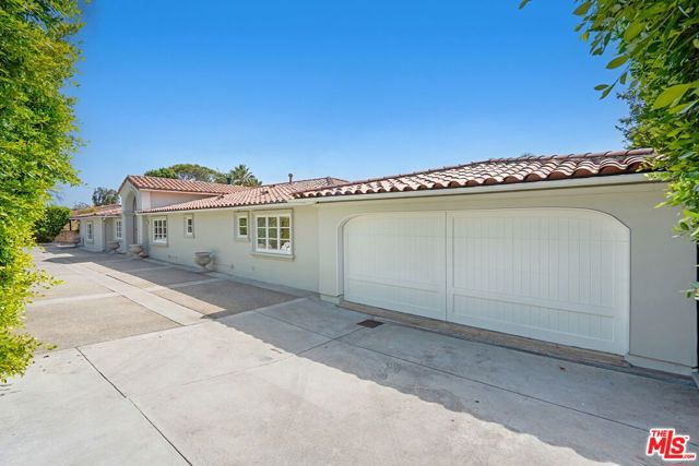 16910 West Sunset Boulevard photo 23