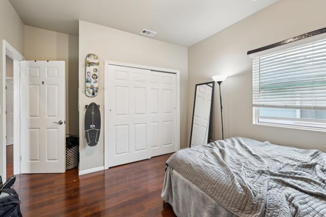 Image 30 of 51 For 859 Florida St