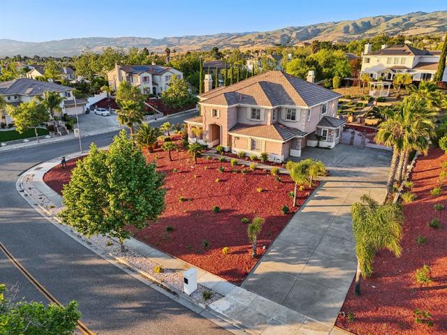 4715 Whitetail Lane, San Jose CA: https://media.crmls.org/mediaz/0745fa52-ca07-4920-b077-550f71f7e73a.jpg