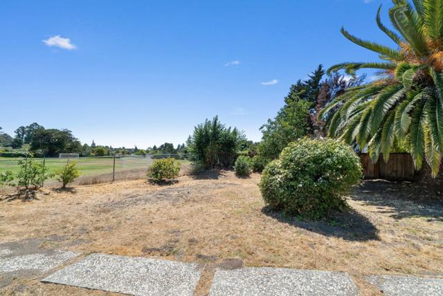 656 Prospect, Santa Cruz CA: https://media.crmls.org/mediaz/0746d98f-0cf0-4609-b608-c467c83b9edb.jpg