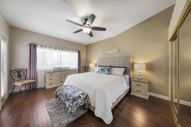 182 Desert Falls Circle, Palm Desert CA: https://media.crmls.org/mediaz/0747b5ca-e477-4548-b402-7aaf172a09b4.jpg