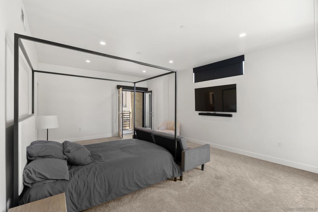 2626 6th Avenue - photo 17