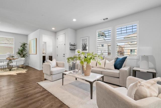 2632 Admiral Circle, Hayward CA: https://media.crmls.org/mediaz/07481e25-cee7-4fac-8d37-d0affe3d356a.jpg