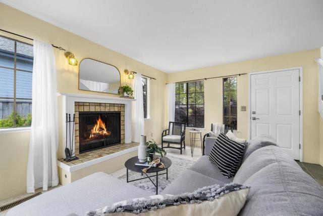 5334 Soquel Drive, Soquel CA: https://media.crmls.org/mediaz/074826db-fdab-4ff9-abee-129b447d3c7f.jpg