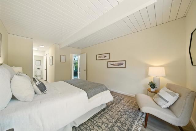 200 Loon Court, Foster City CA: https://media.crmls.org/mediaz/07484d2c-91ec-4869-9c63-58d69ff9060d.jpg