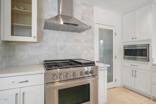 1525 Waverly Road, San Marino CA: https://media.crmls.org/mediaz/0748c0d2-93bc-450c-af85-dcdadf48bea9.jpg